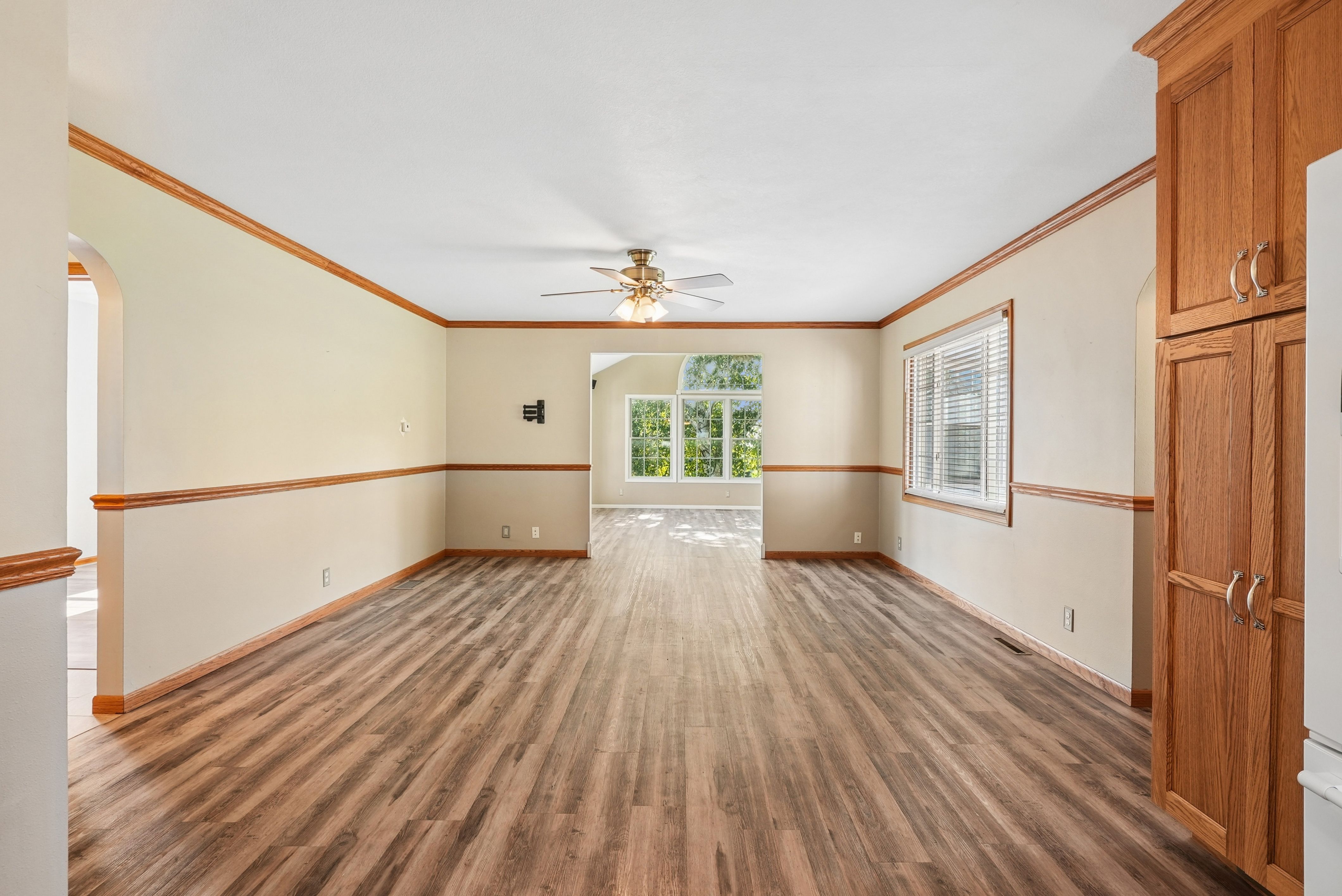 Listing Photo: 07-121 28481_Grand_Ave
